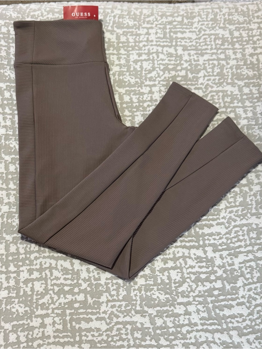 GUESS Los Angeles Ribbed Leggings in Mauve Brown size M